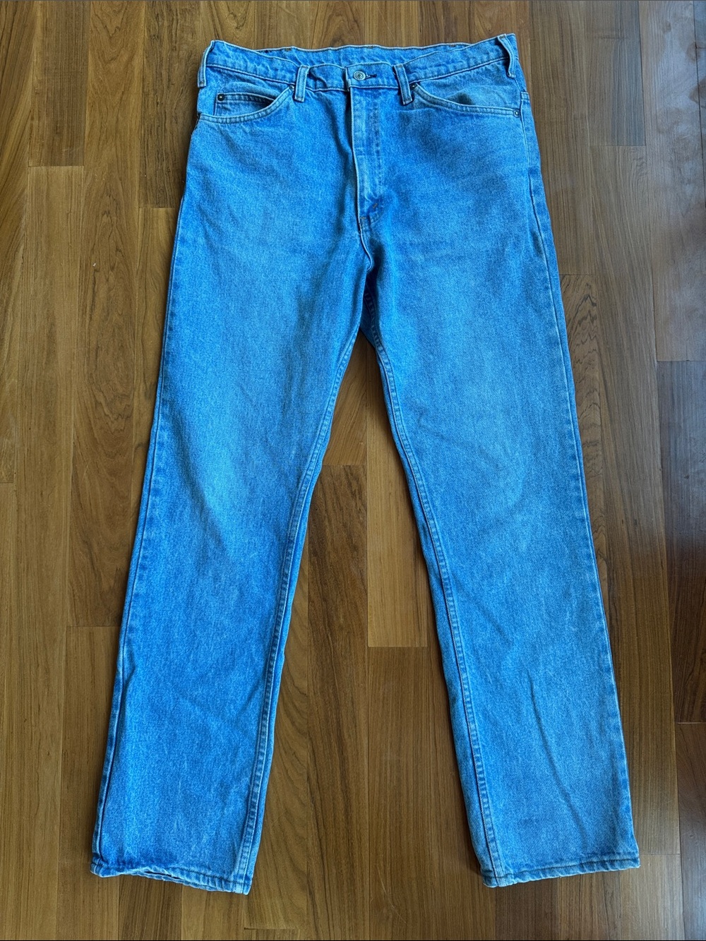 VTG JCPenney Plain Pockets Men's Light Blue Denim Jeans 34x32 - Made In USA